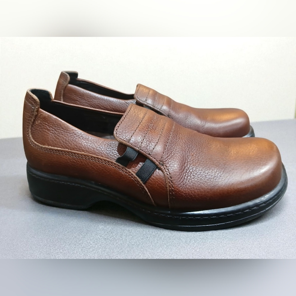 Dansko Leather Brown Clogs Womans 37 6.5 To 7 Shoes Medical Scrubs